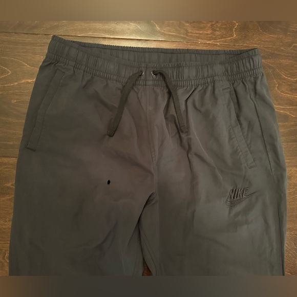 Vintage Men’s Nike Black Jogger Woven Nylon Embroidered Swoosh Logo Pants XL - Picture 3 of 15